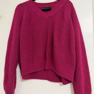 New York & Company V-Neck Sweater in Vibrant Pink